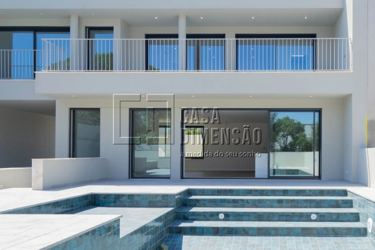 Moradia T3 para Venda em Barcarena Foto 98