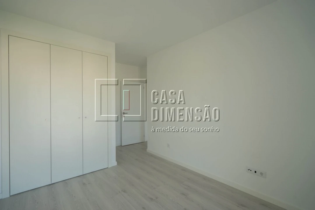 Apartamento T2 para Venda em Corroios Foto 20