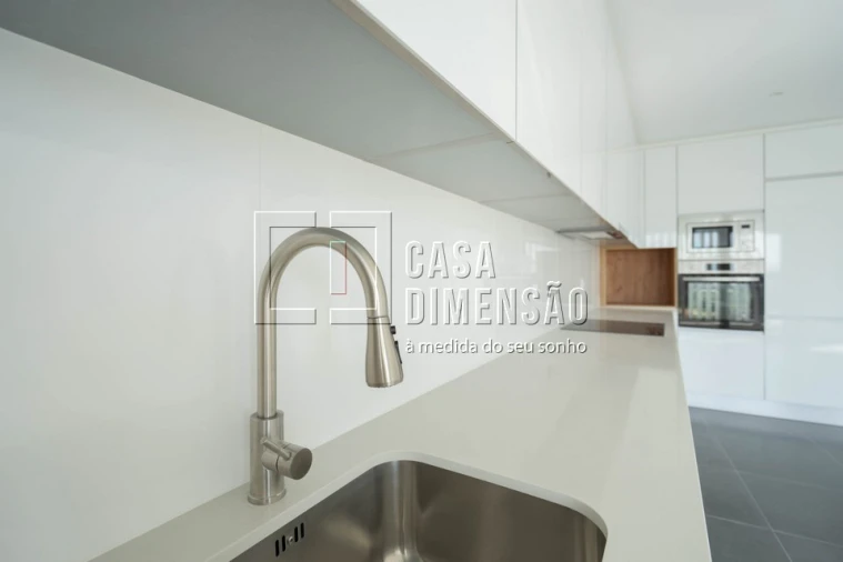 Apartamento T2 para Venda em Corroios Foto 10