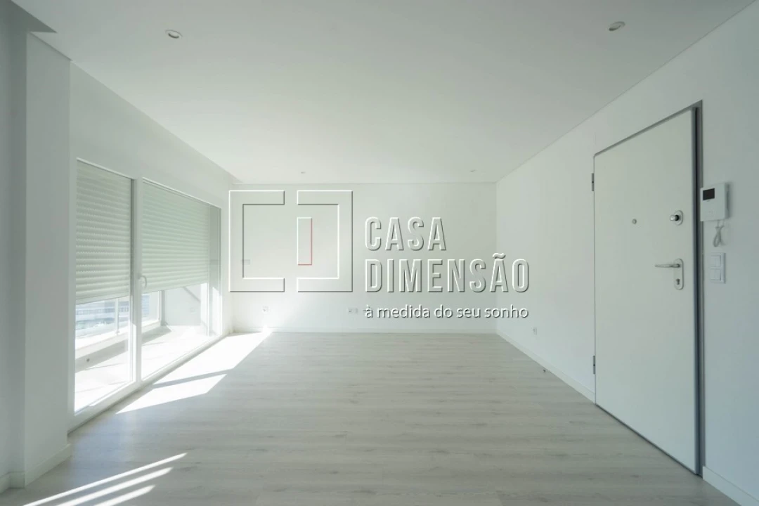 Apartamento T3 para Venda em Corroios Foto 3