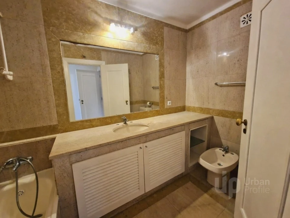 Apartamento T3 para Venda em Cascais e Estoril Foto 15