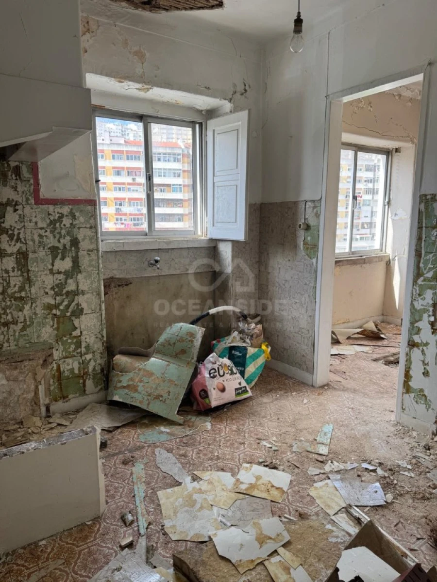 Apartamento T2 para Venda em Queluz e Belas Foto 6