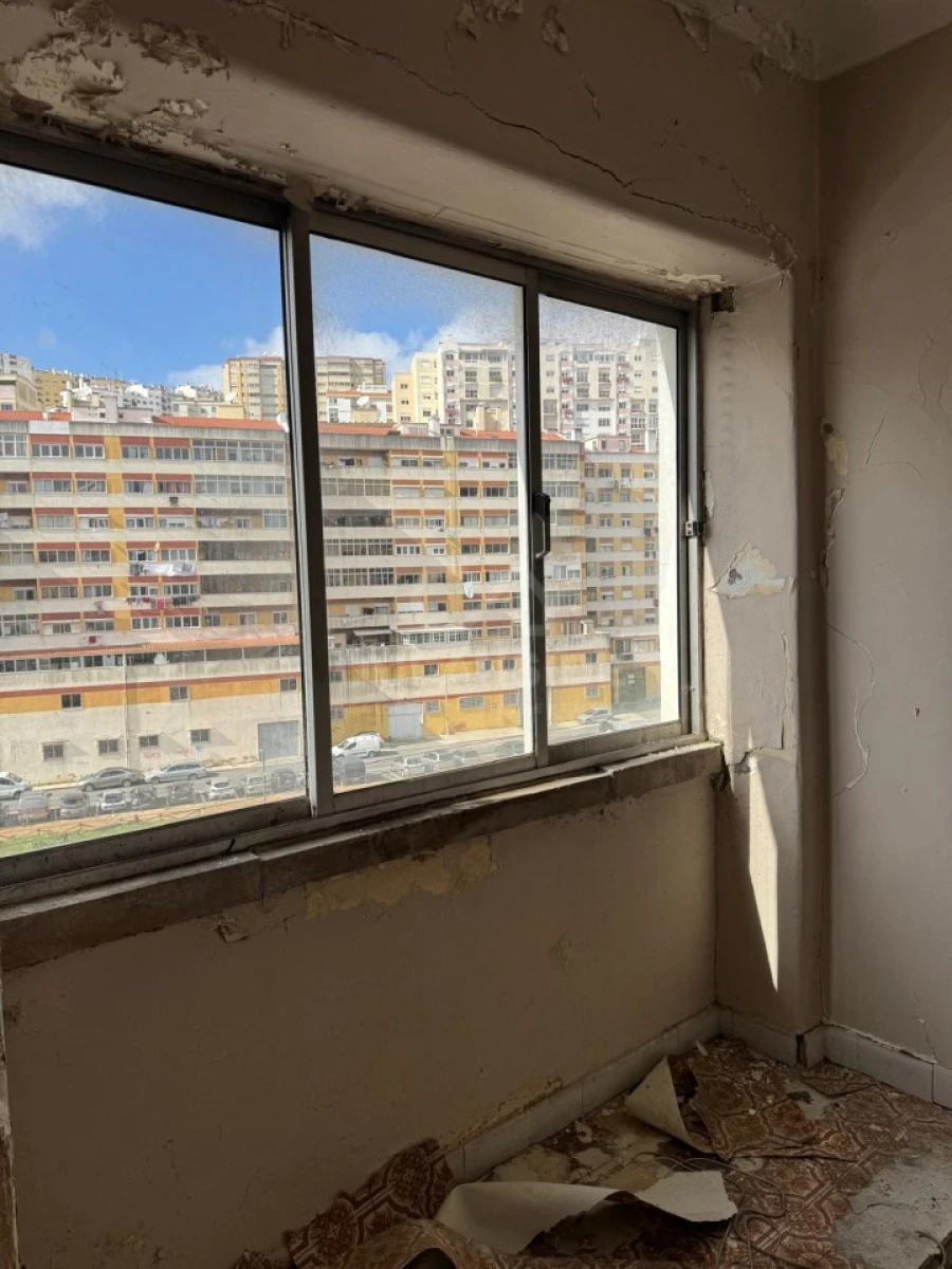 Apartamento T2 para Venda em Queluz e Belas Foto 8