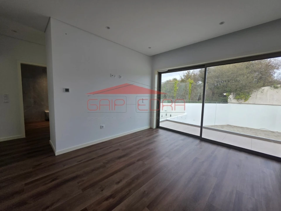 Moradia T3 para Venda em Esmoriz Foto 20