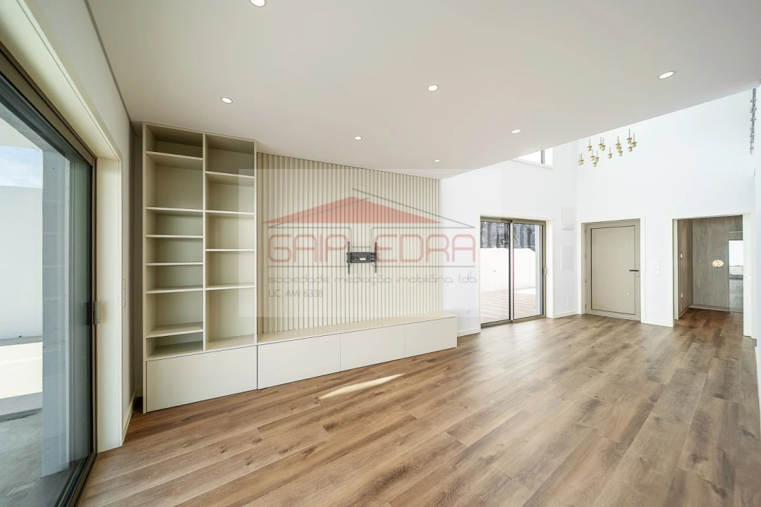 Moradia T3 para Venda em Esmoriz Foto 4