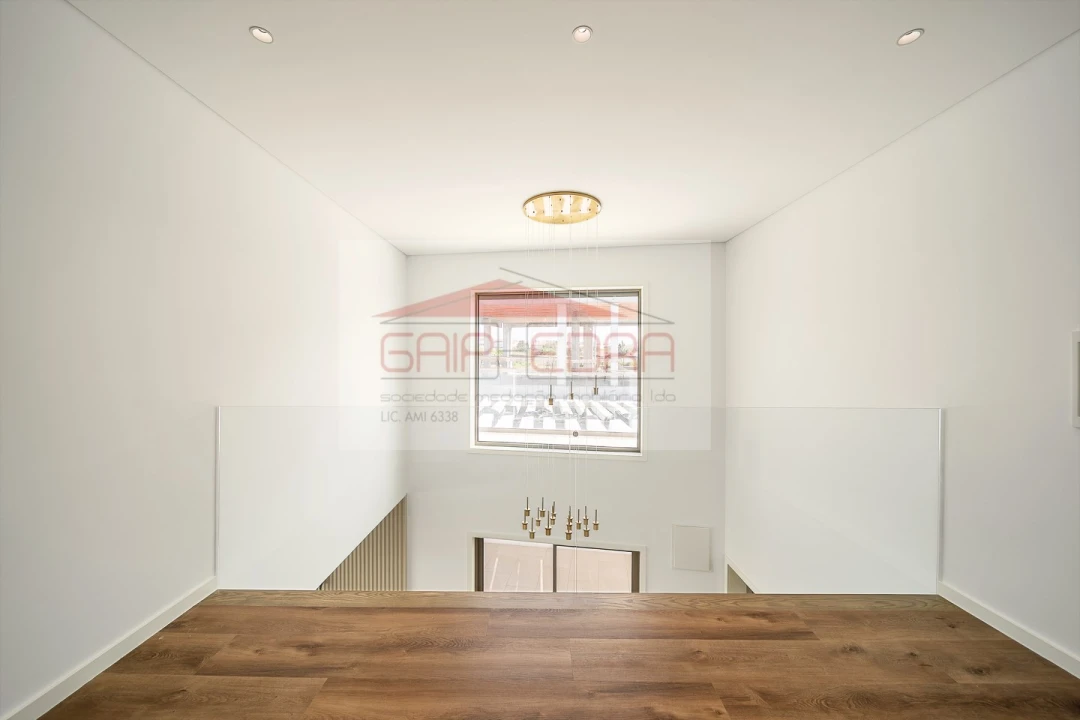 Moradia T3 para Venda em Esmoriz Foto 21