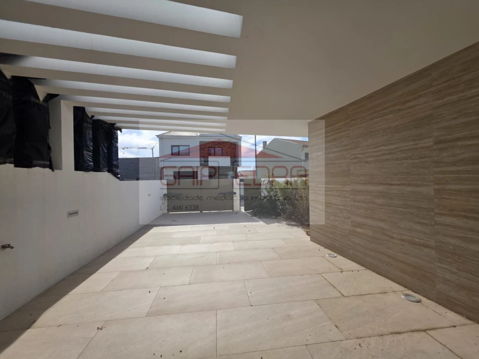 Moradia T3 para Venda em Esmoriz Foto 30