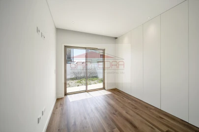 Moradia T3 para Venda em Esmoriz