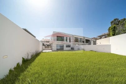 Moradia T3 para Venda em Esmoriz