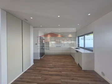 Moradia T3 para Venda em Esmoriz