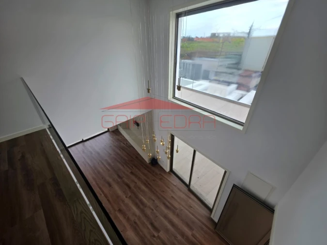 Moradia T3 para Venda em Esmoriz Foto 17