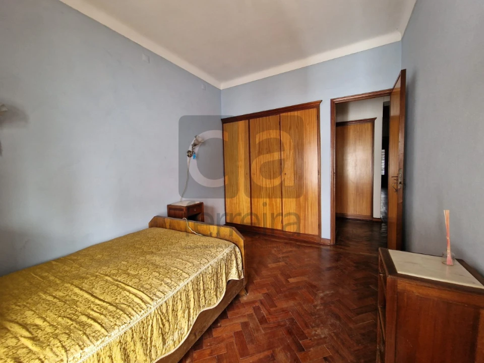 Moradia T4 para Venda em Almeirim Foto 8