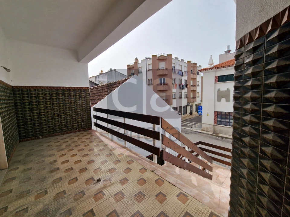 Moradia T4 para Venda em Almeirim Foto 25