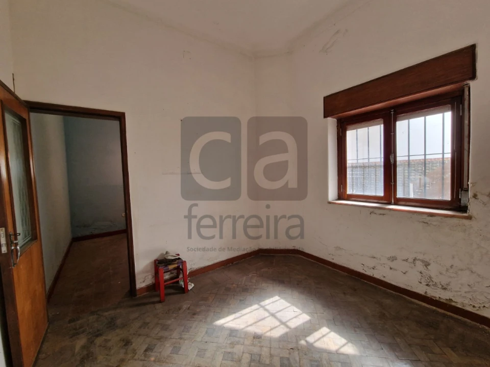 Moradia T4 para Venda em Almeirim Foto 35