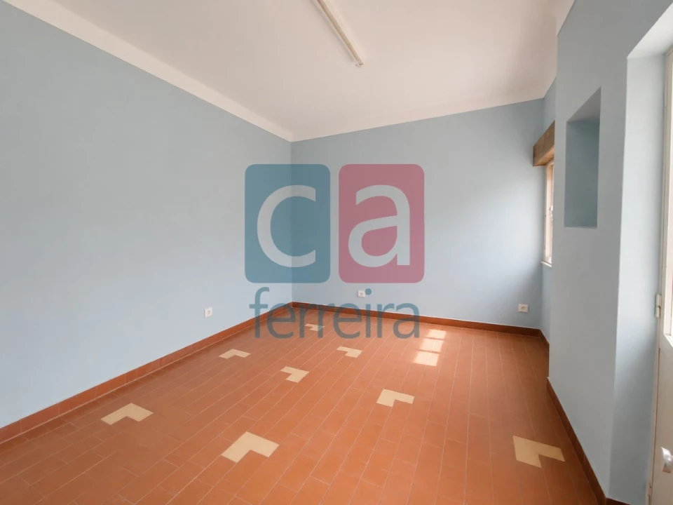 Moradia T4 para Venda em Almeirim Foto 40