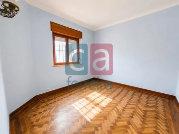 Moradia T4 para Venda em Almeirim