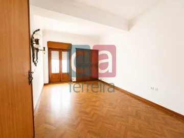Moradia T4 para Venda em Almeirim