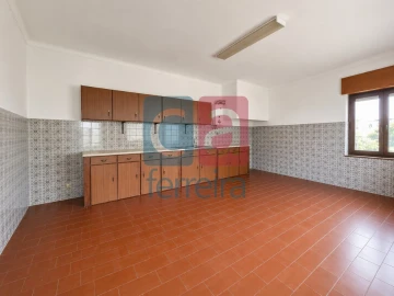 Moradia T4 para Venda em Almeirim