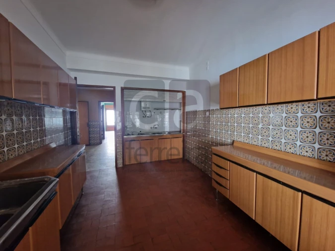 Moradia T4 para Venda em Almeirim Foto 2