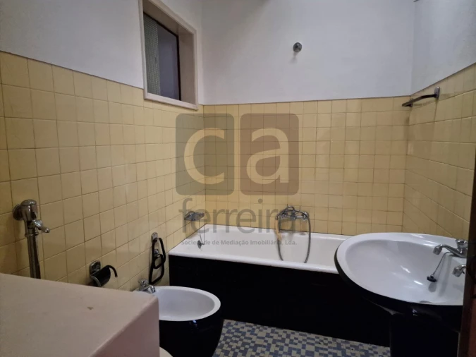 Moradia T4 para Venda em Almeirim Foto 9