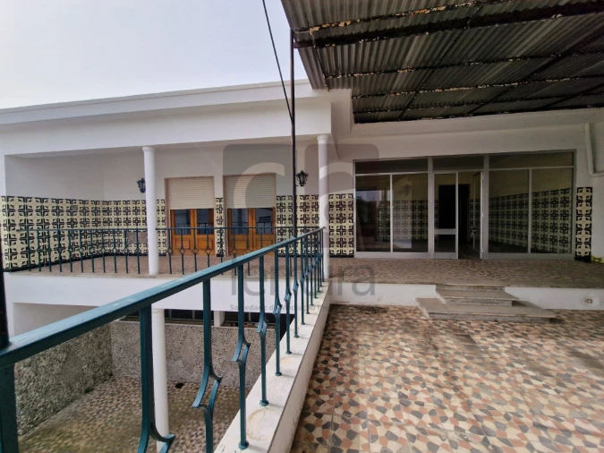 Moradia T4 para Venda em Almeirim Foto 24