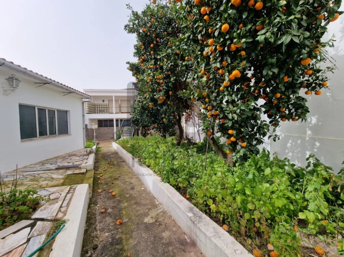 Moradia T4 para Venda em Almeirim Foto 37