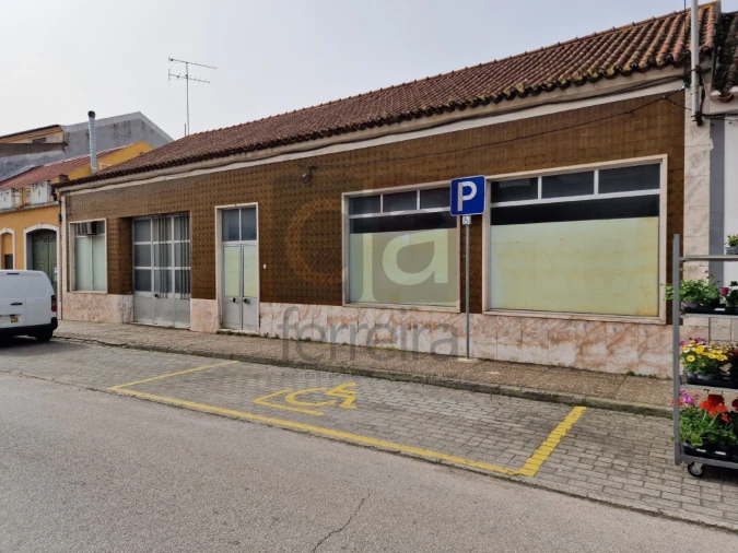 Armazém para Arrendamento em Almeirim Foto 2