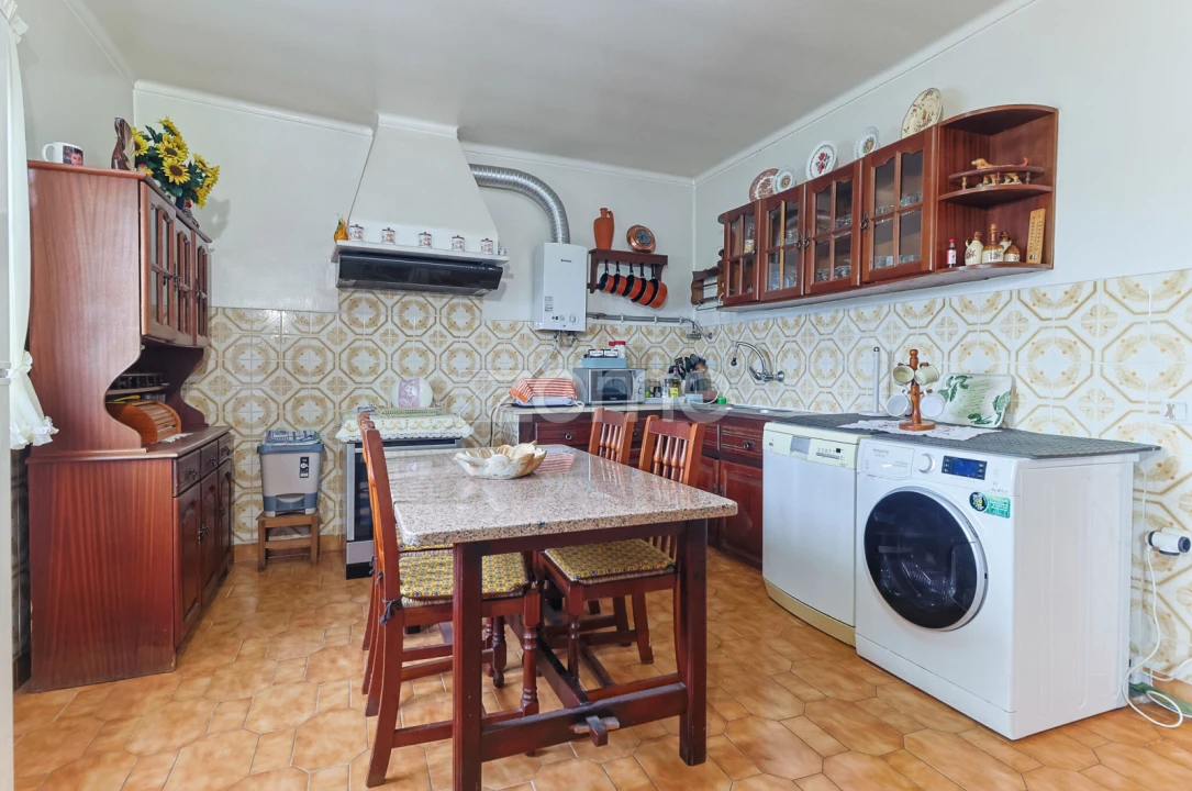 Moradia T4 para Venda em Riachos Foto 5