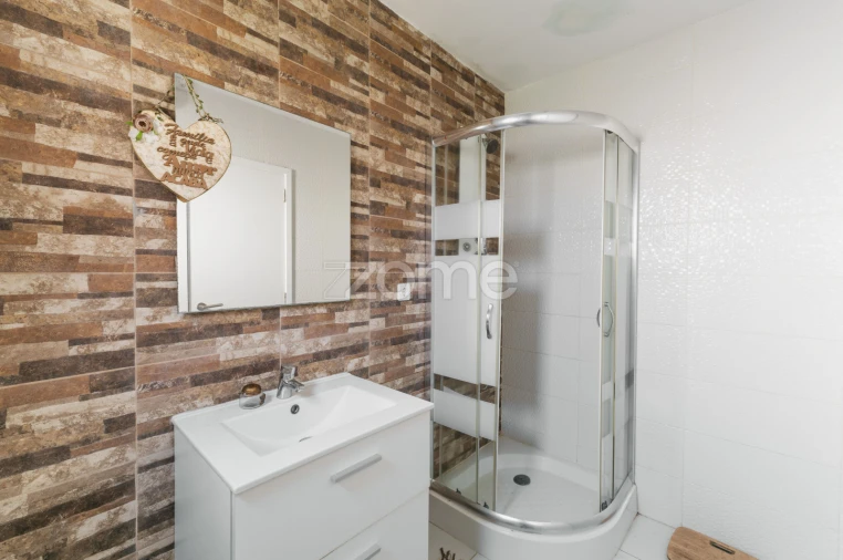 Moradia T4 para Venda em Anta e Guetim Foto 23