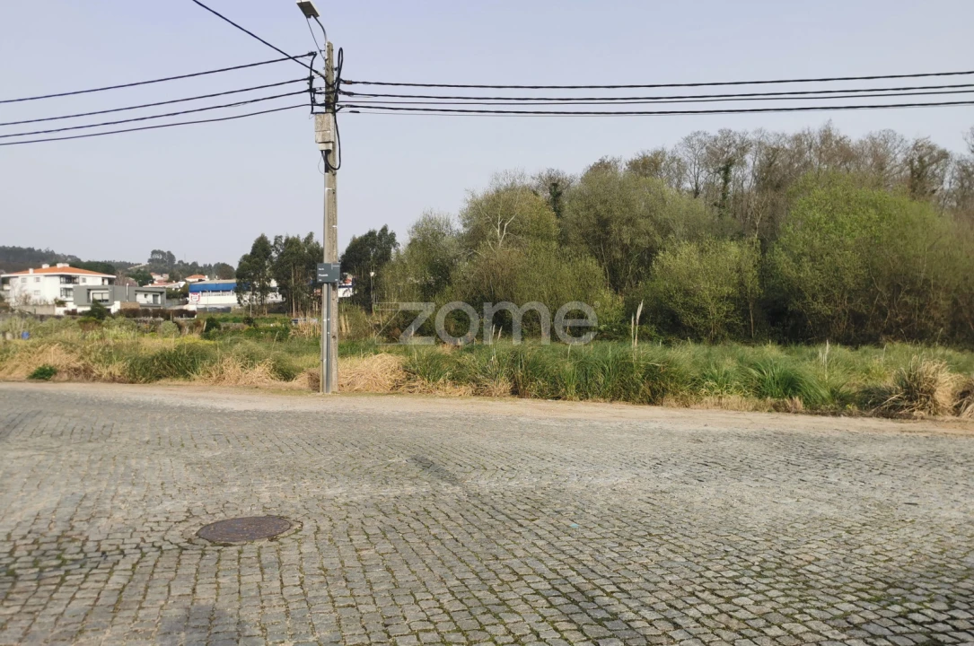 Terreno para Venda em Serzedo e Perosinho Foto 18