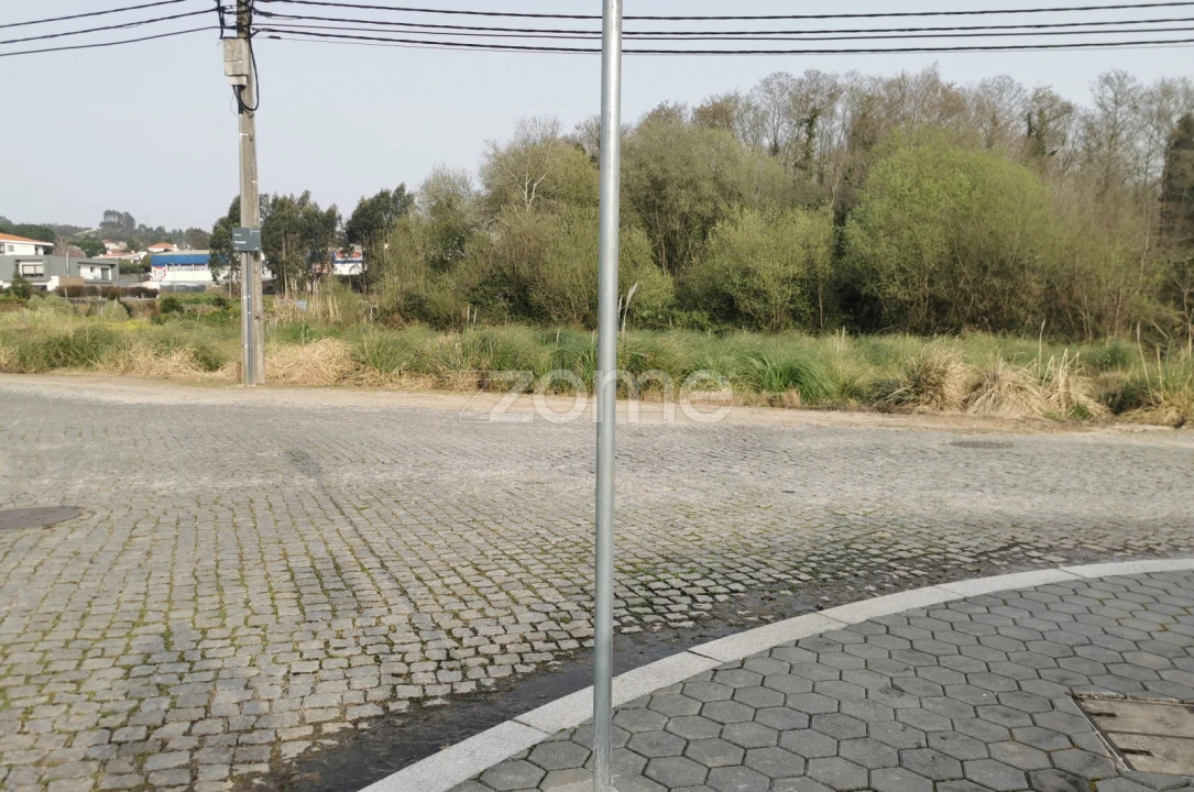 Terreno para Venda em Serzedo e Perosinho Foto 20