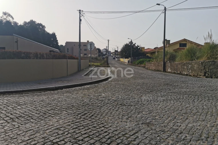 Terreno para Venda em Serzedo e Perosinho Foto 22