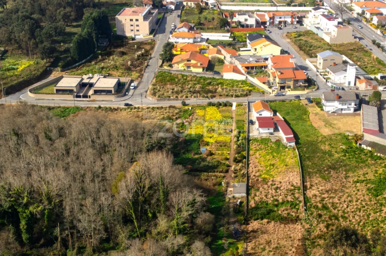 Terreno para Venda em Serzedo e Perosinho Foto 10