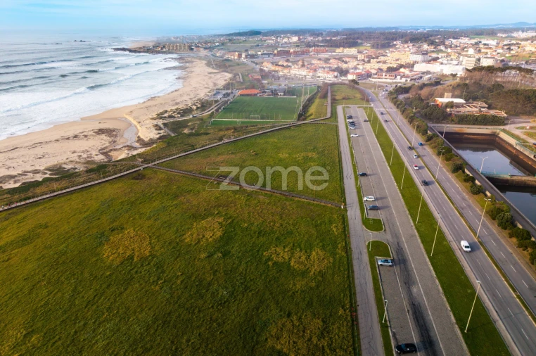 Moradia T3 para Venda em Perafita, Lavra e Santa Cruz do Bispo Foto 34