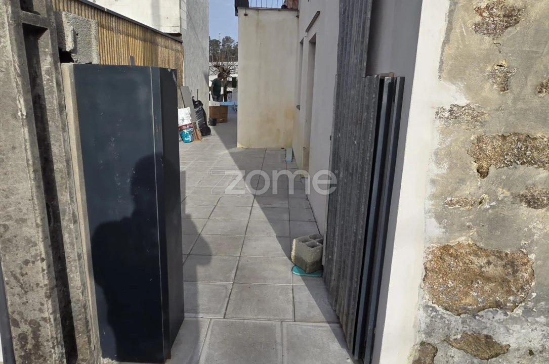 Moradia T9 para Venda em Sanguedo Foto 31