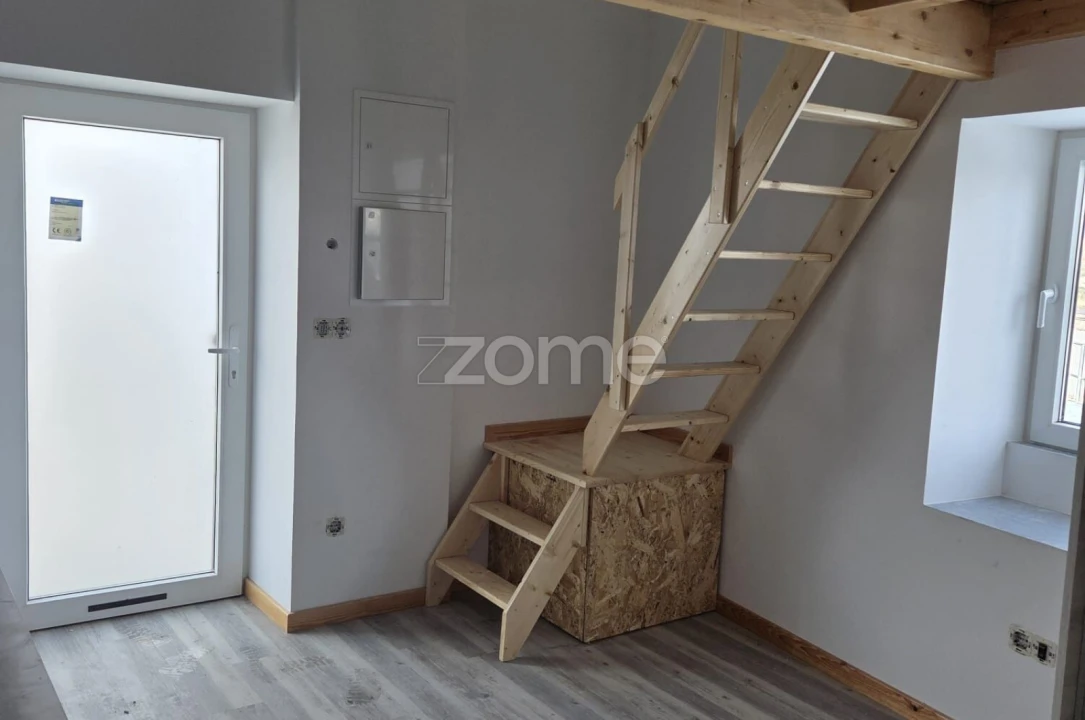 Moradia T9 para Venda em Sanguedo Foto 20