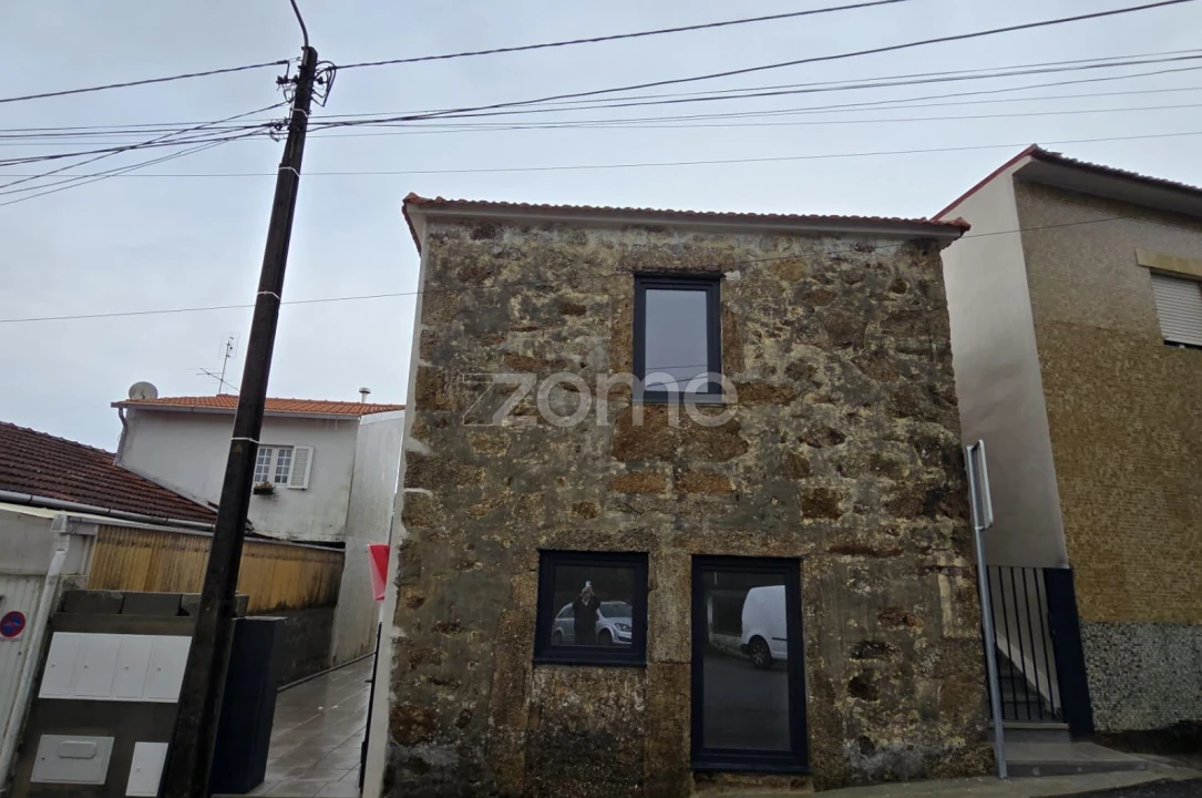 Moradia T9 para Venda em Sanguedo Foto 7