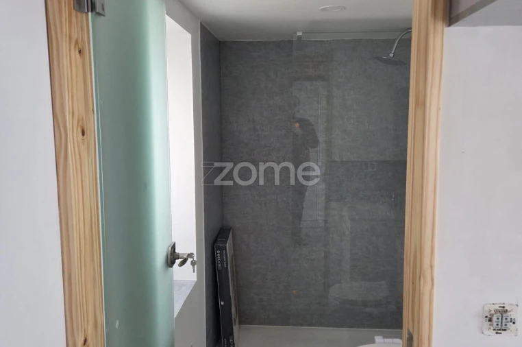 Moradia T9 para Venda em Sanguedo Foto 21