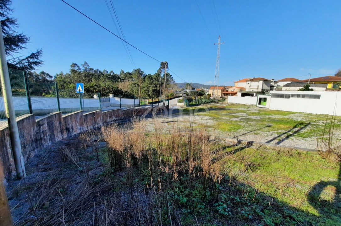 Terreno para Arrendamento em Alvarelhos e Guidões Foto 6