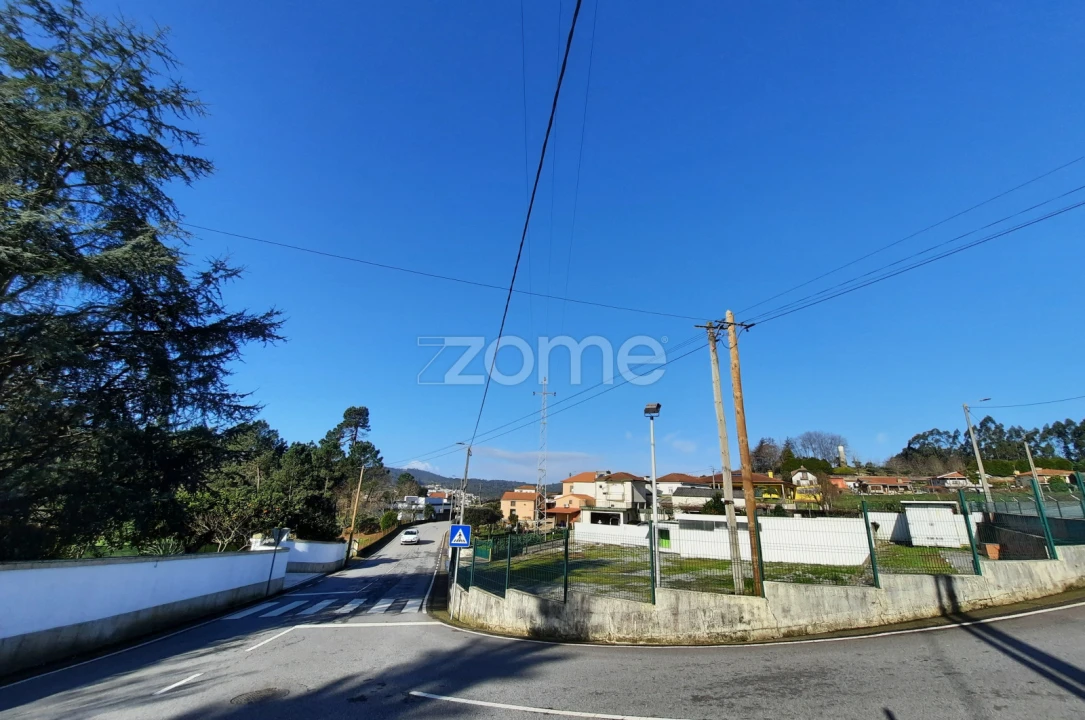 Terreno para Arrendamento em Alvarelhos e Guidões Foto 12