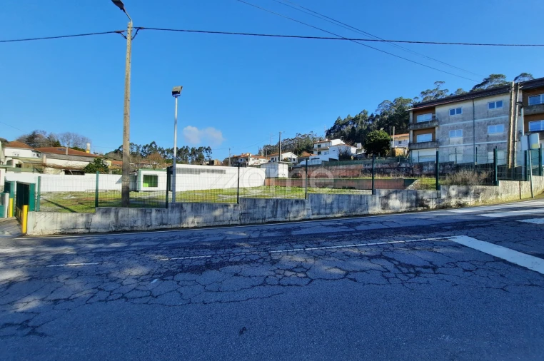 Terreno para Arrendamento em Alvarelhos e Guidões Foto 11