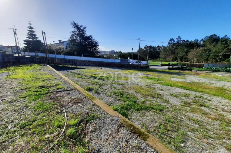 Terreno para Arrendamento em Alvarelhos e Guidões Foto 9