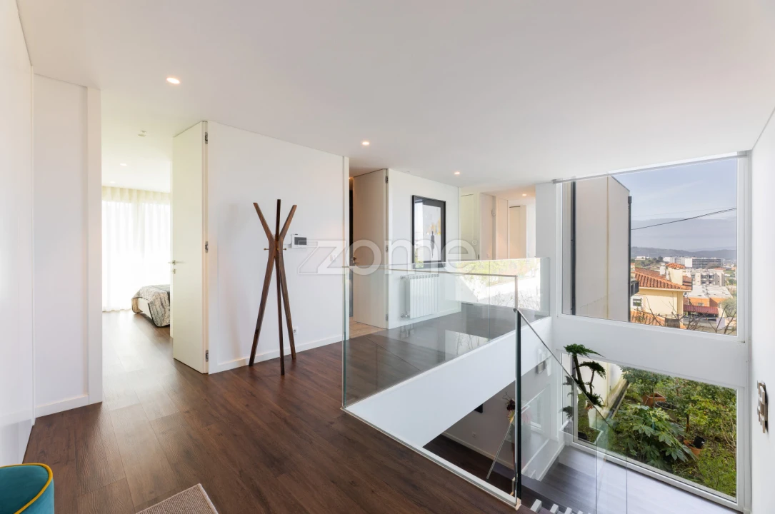 Moradia T3 para Venda em Nogueira, Fraião e Lamaçães Foto 6