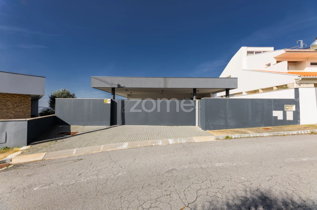 Moradia T3 para Venda em Nogueira, Fraião e Lamaçães Foto 4