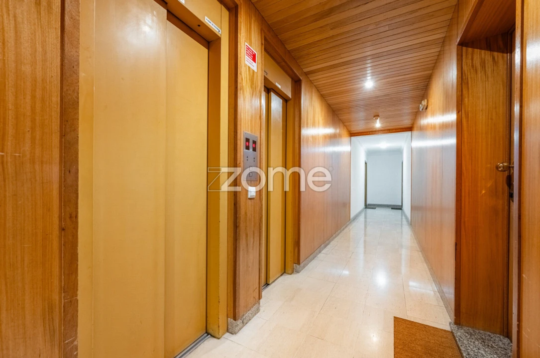 Apartamento T3 para Venda em Ermesinde Foto 4