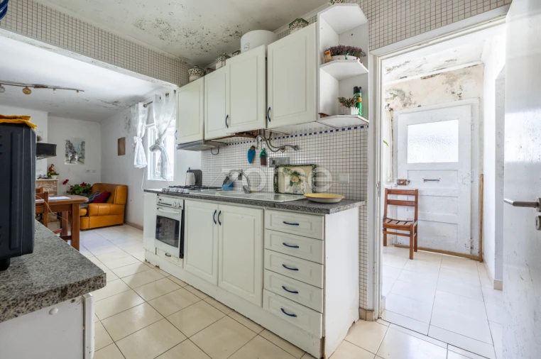 Moradia T4 para Venda em Marrazes e Barosa Foto 1