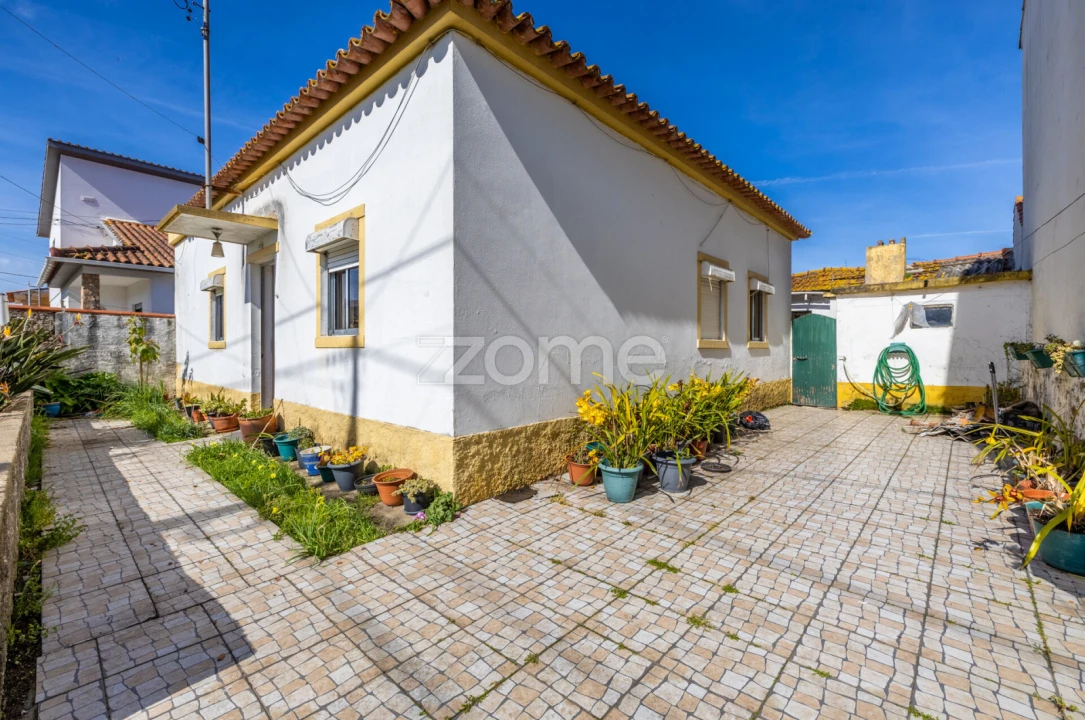 Moradia T4 para Venda em Marrazes e Barosa Foto 3