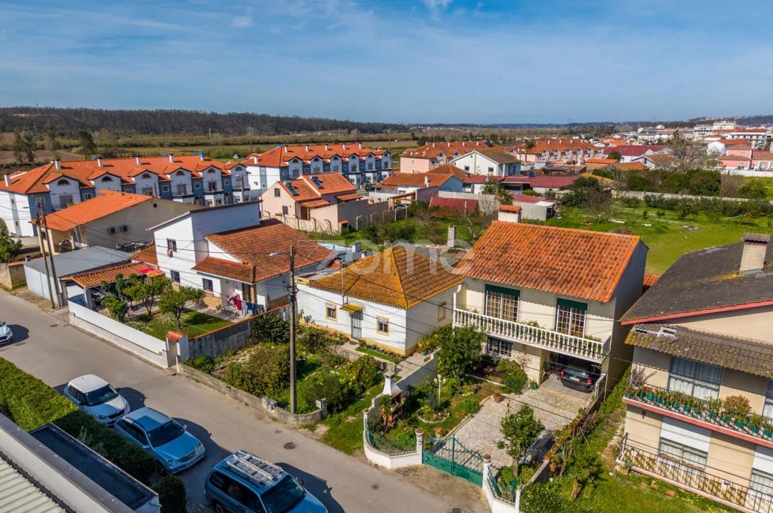 Moradia T4 para Venda em Marrazes e Barosa Foto 38