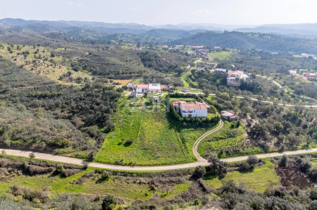 Moradia T3 para Venda em São Bartolomeu de Messines Foto 29