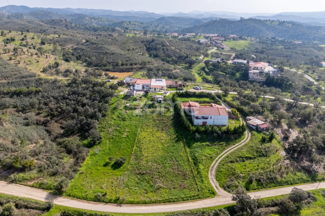 Moradia T3 para Venda em São Bartolomeu de Messines Foto 30